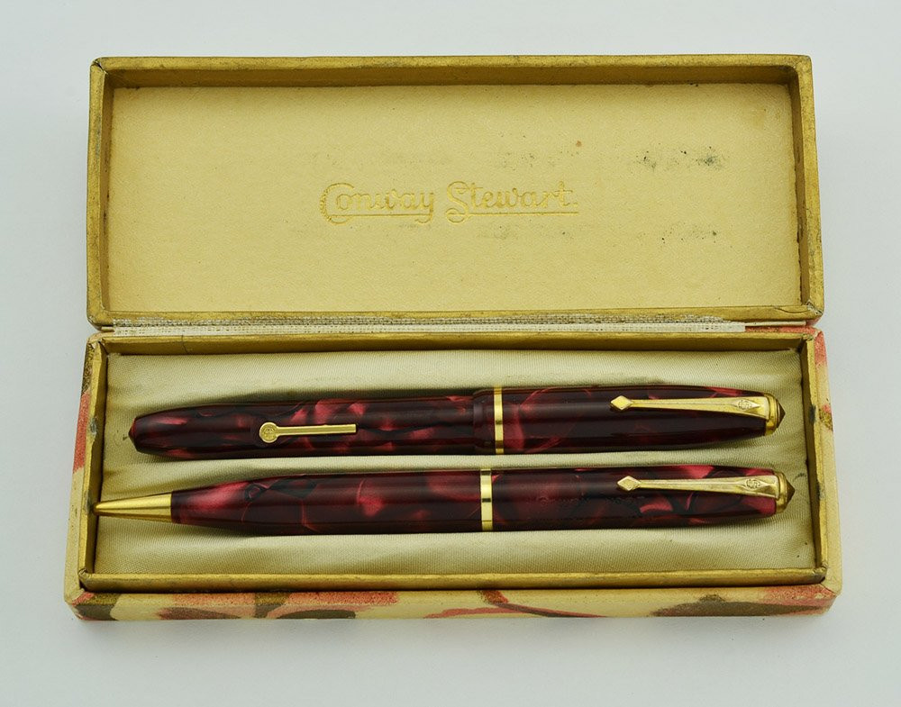 Conway Stewart 550 
