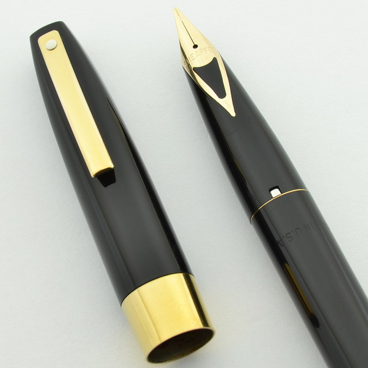 Sheaffer 550 Triumph Fountain Pen - Black, 14k Medium Italic Nib (Superior, Works Well)