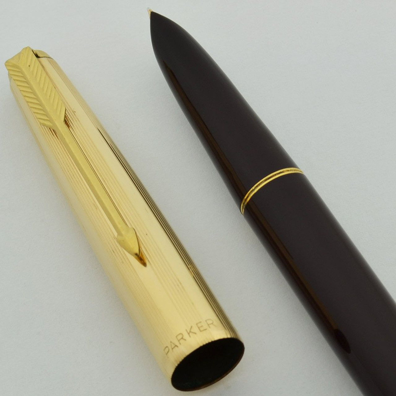 Parker 51 Aerometric (1950) - Burgundy, Gold Filled Cap, Fine Nib