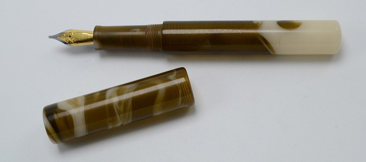 PSPW Prototype Fountain Pen - Cola Creme Swirled, Oversized