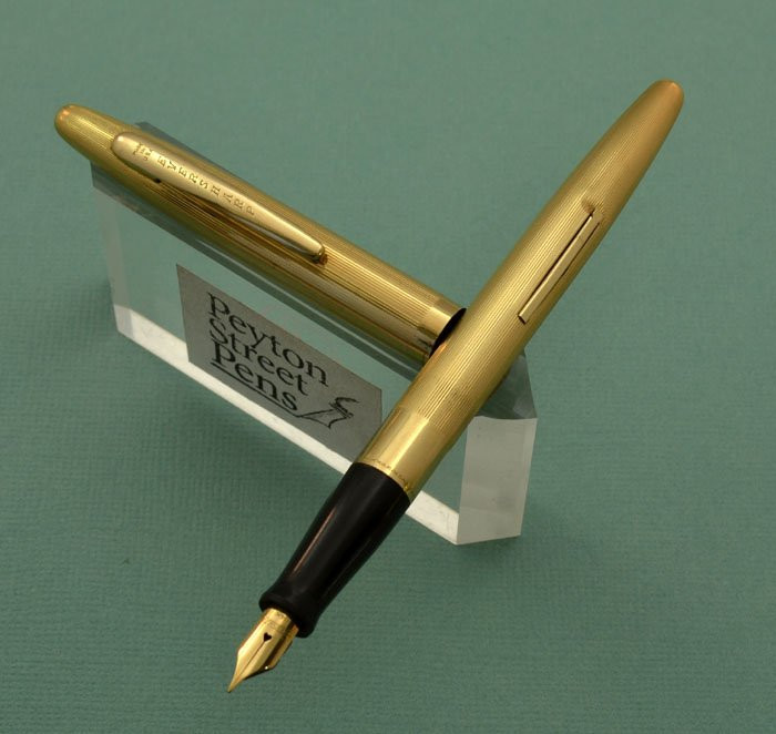 Eversharp Envoy Fountain Pen - 1950s, 1/10 YGF Cap & Barrel, Semi-Flex 14k Nib (Near Mint, Hard to Find)