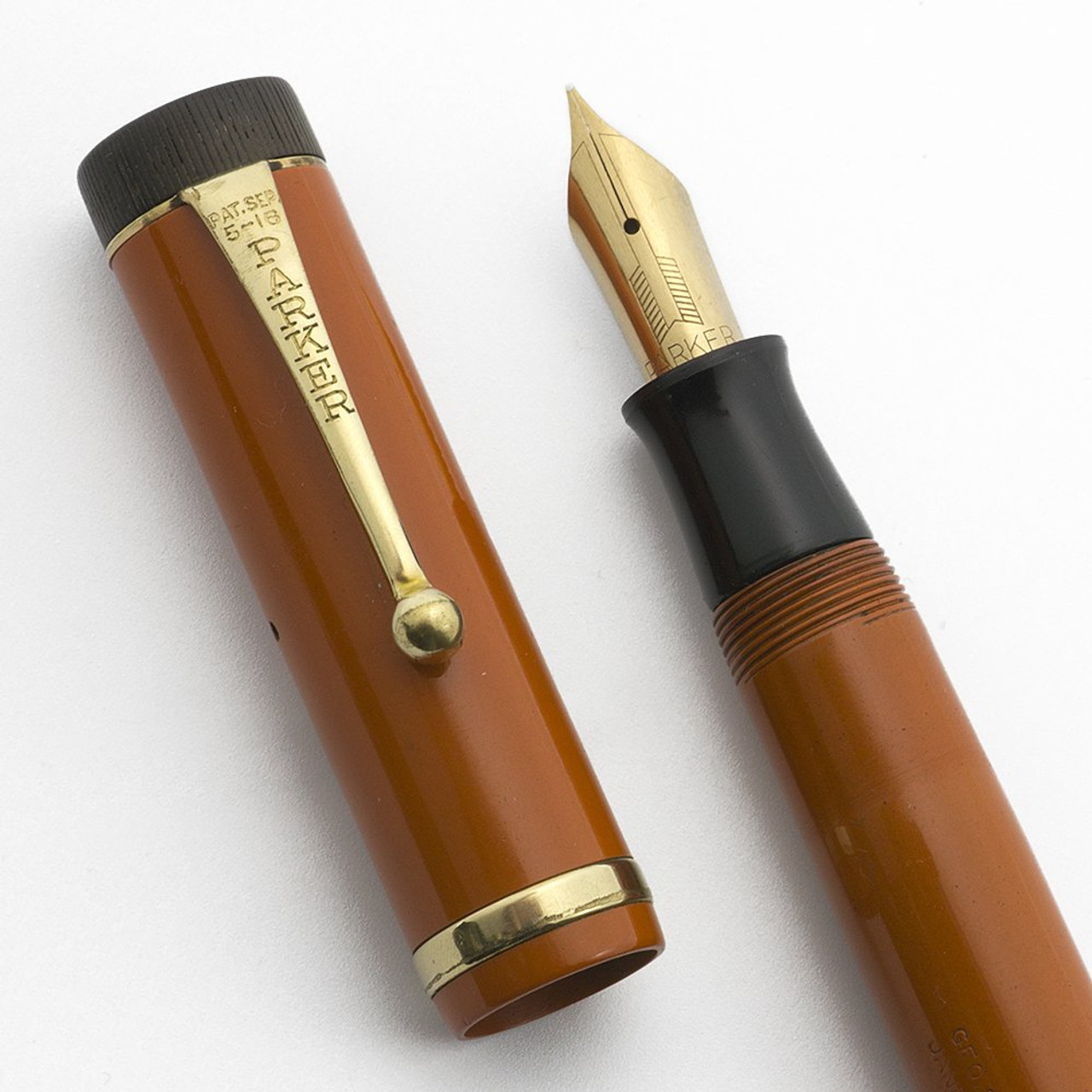 Parker Duofold Senior Fountain Pen (1920s)  - Red, Raised Band, Fine 14k Vacumatic Nib (Excellent, Restored) Parker Duofold Senior Fountain Pen (1920s)  - Red, Raised Band, Fine 14k Vacumatic Nib (Excellent, Restored)
