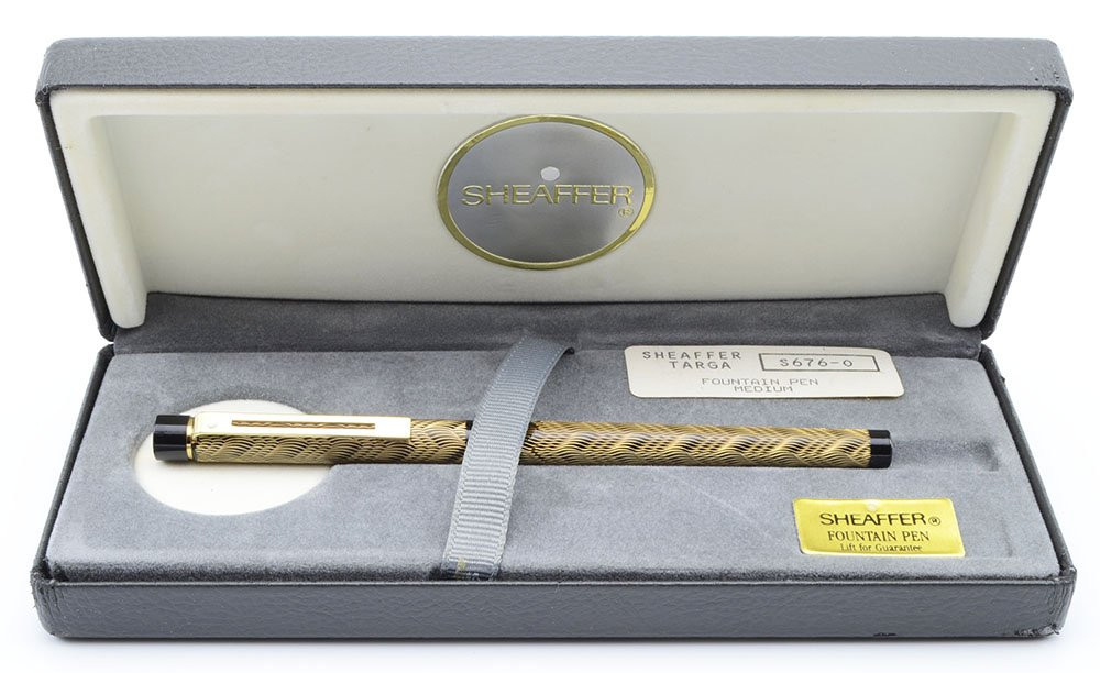 Sheaffer TARGA 676s Slim Fountain Pen - Black & Gold Feather Pattern, Medium 14k Nib (Near Mint in Box w Converter, Works Well)