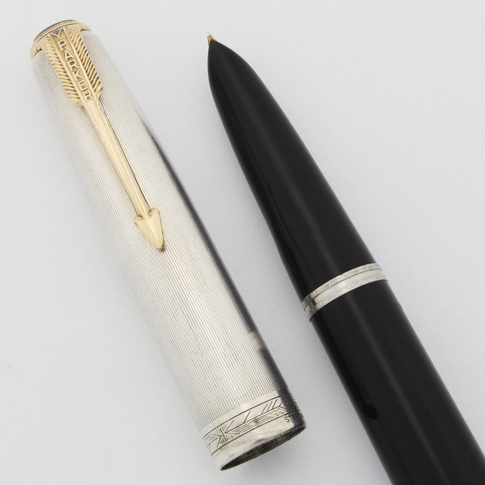Parker 51 Vacumatic Fountain Pen (Canada, 1948) - Black, Lined
