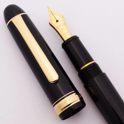 Platinum 3776 Fountain Pen - Black w Gold Plated Trim, Various 14k Nibs, C/C (New in Box, Works Well)