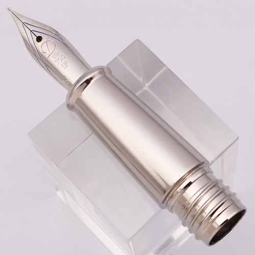 S T Dupont Olympio Large 18k Nib - Extra-Fine, Silver-Toned 18k, Silver-Tone Trim (Near Mint, Works Well)