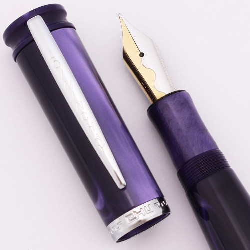 Loiminchay Mini Qian Long Fountain Pen (2008) - Purple, Chrome Trim, 18k Medium Nib (New Old Stock) Loiminchay Mini Qian Long Fountain Pen (2008) - Purple, Chrome Trim, 18k Medium Nib (New Old Stock)