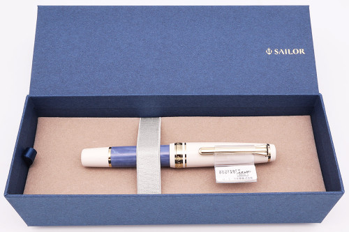 Sailor Rencontre (Pro Gear Slim Mini) Fountain Pen - Glycine Violet w GT, C/C, M-F 14k Nib (New in Box w Converter) Sailor Rencontre (Pro Gear Slim Mini) Fountain Pen - Glycine Violet w GT, C/C, M-F 14k Nib (New in Box w Converter)