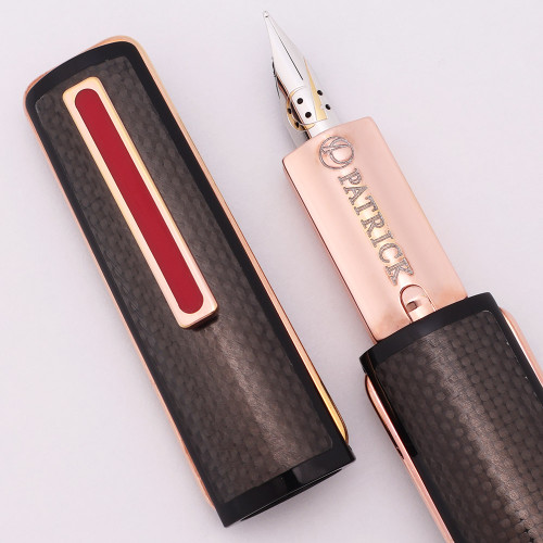 Loiminchay Patrick Babe Carbon Fibre (LE of 1000) Fountain Pen - Rose Gold Trim, 18k Fine Nib (New Old Stock)