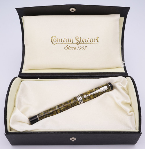 Conway Stewart Duro Fountain Pen LE (27/40) - Green Quartz, CT, Button Filler, 18K Fine Nib (Excellent + in Box, Works Well) Conway Stewart Duro Fountain Pen LE (27/40) - Green Quartz, CT, Button Filler, 18K Fine Nib (Excellent + in Box, Works Well)