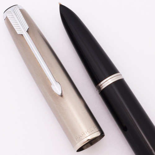Parker 51 Aerometric Demi Fountain Pen (1950) - Black w Lustraloy Cap, Fine Gold Nib (Excellent +, Works Well)