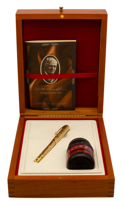 Sheaffer "W. A. Sheaffer" Commemorative Nostalgia Fountain Pen (1995) - Engraved Gold , Lever Filler, 18k Medium Nib (Near Mint in Box, Never Inked)