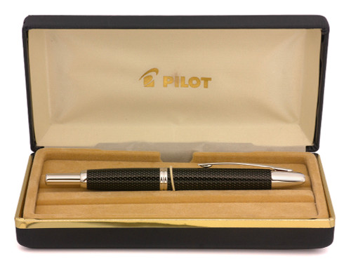 Pilot Vanishing Point Fountain Pen (2003) - Black Carbonesque w Rhodium Plated Trim, C/C, 18k Medium Nib (Mint in Box, Works Well)