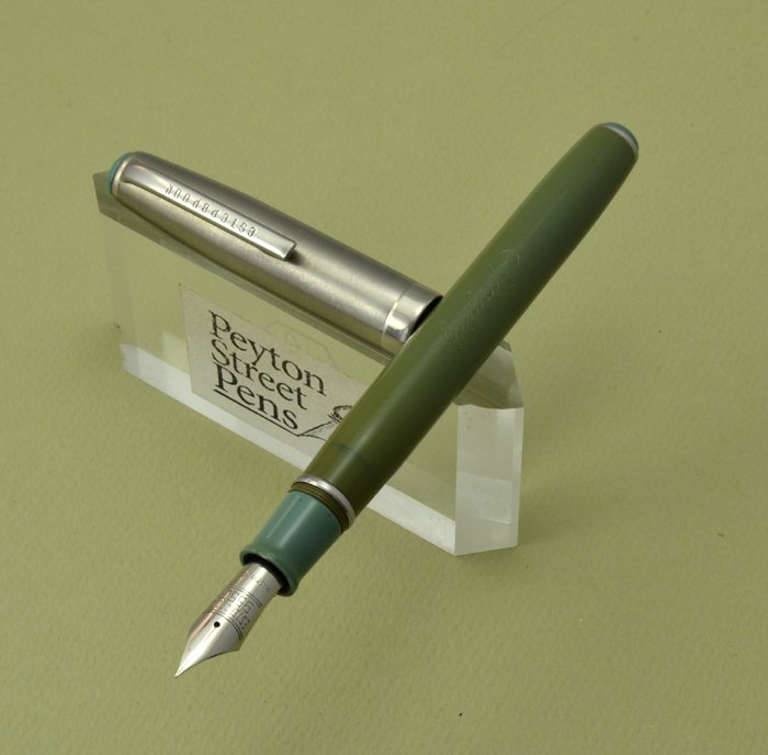 Esterbrook Deluxe SM Fountain Pen - Light Green, 9550 XF Nib