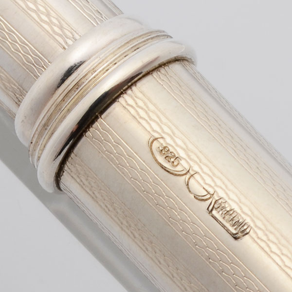 Cesare Emiliano Fountain Pen (Hercules?) - Sterling Silver , C/C, Medium  18k Nib (Near Mint, Works Well) - Peyton Street Pens