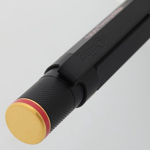 Rotring 600 Gold Fountain Pen - 2nd Gen, Matte Black w Gold Highlights, 18k  Fine Nib (New in Box) - Peyton Street Pens