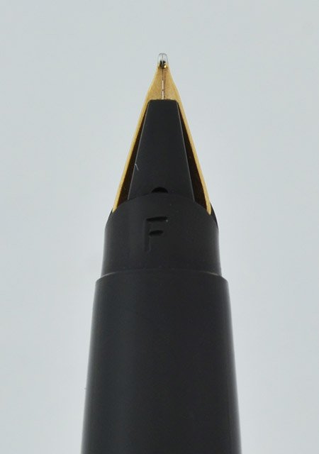 Parker 45 Flighter Fountain Pen - Gold Trim, 14k Fine Nib (Very Nice, w ...