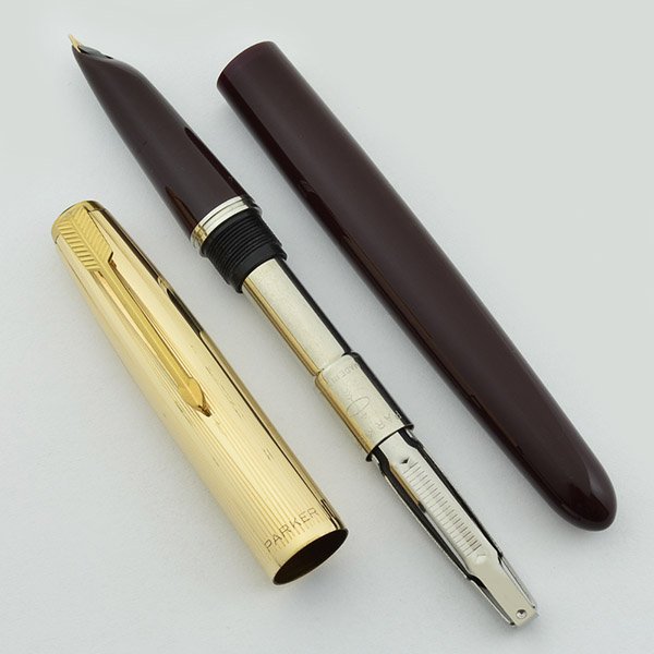 Vintage Parker 51 Aerometric Burgundy-Plum Fountain Pen w/Case