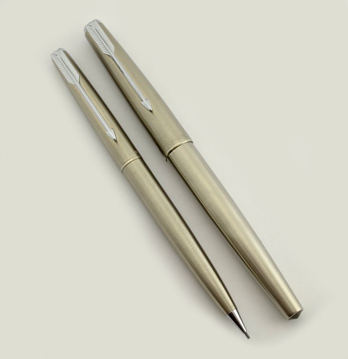 PARKER 万年筆 F SIZE Parker 61 Flighter Fountain Pen and Pencil - USA, Fine Nib