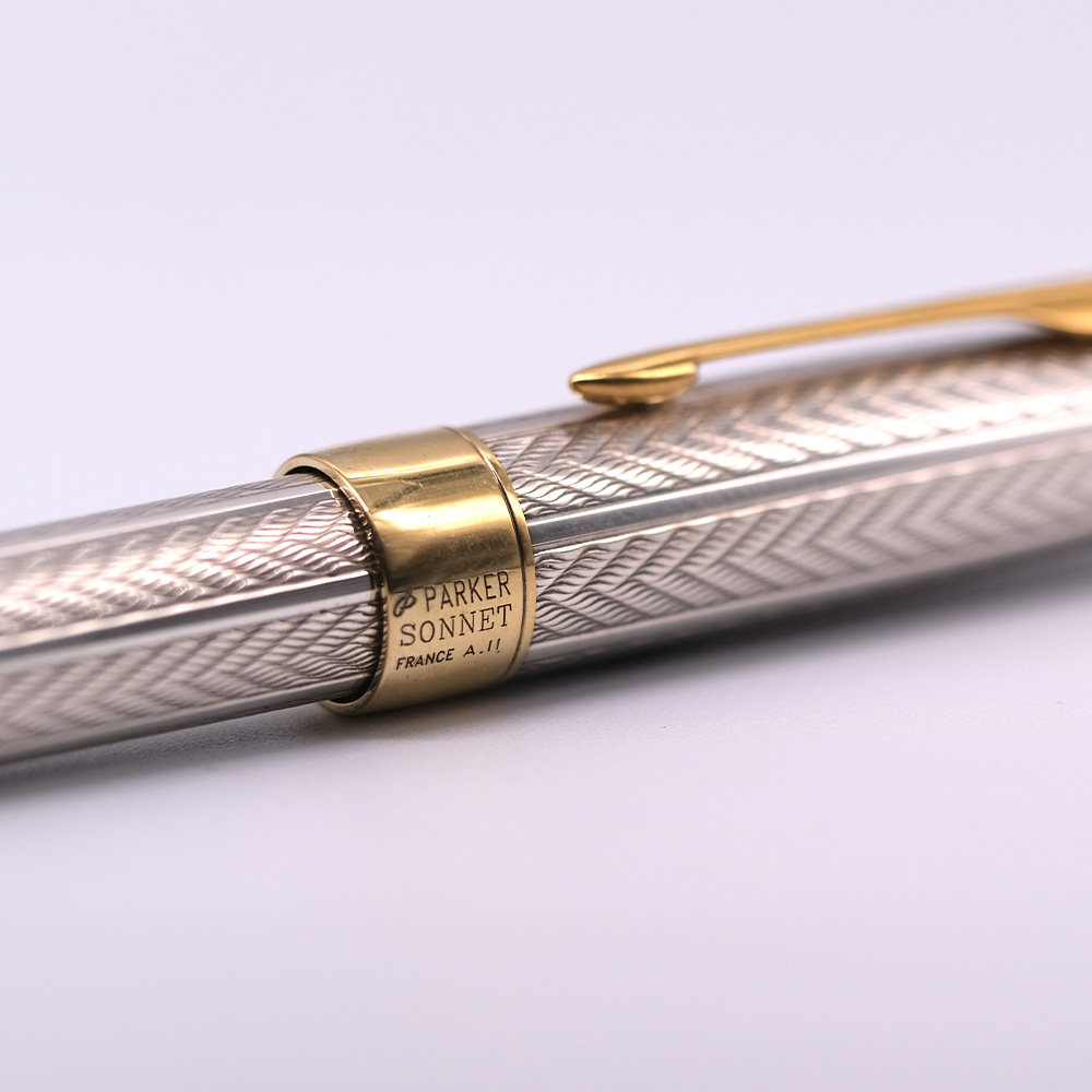 Parker Sonnet Fountain Pen (2002) - Sterling Fougere w/GT, C/C, Medium 18k  Nib (Excellent in Box, Works Well)