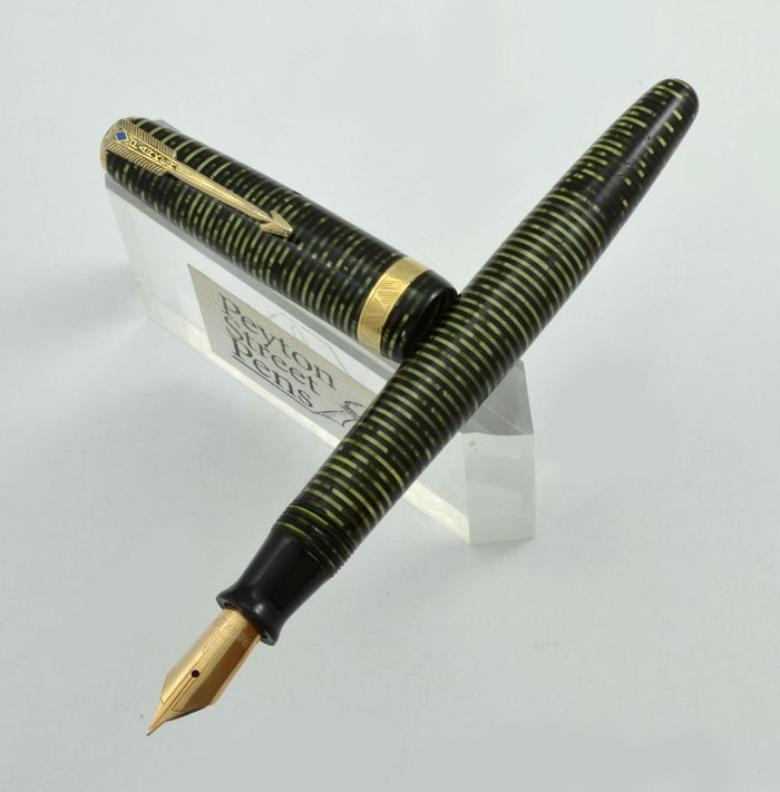Parker Vacumatic Major Fountain Pen - 1945, Green Pearl, Fine