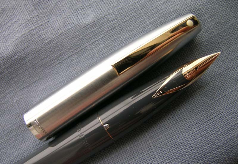 Sheaffer 440 XG Fountain Pen - 14k Inlaid Nib, Converter/Cartridge