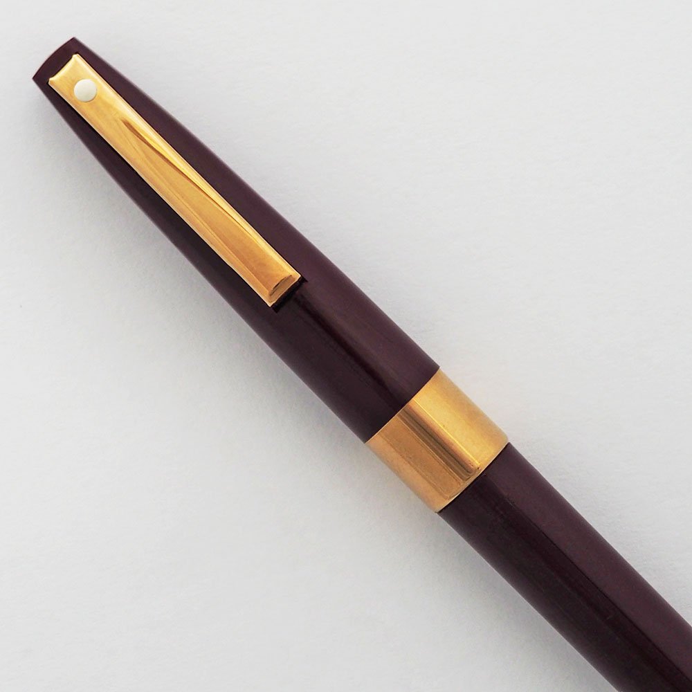 Sheaffer Imperial 550 Ballpoint - Plastic Barrel and Cap, Gold Trim ...