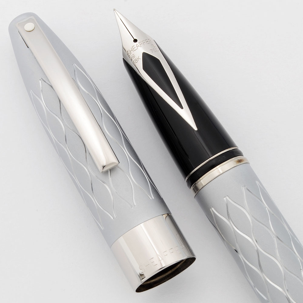 SHEAFFIR Imperial silver ボールペンUSA ケース付き Sheaffer Legacy Heritage Fountain Pen - Emperor's Silver, Fine 18k