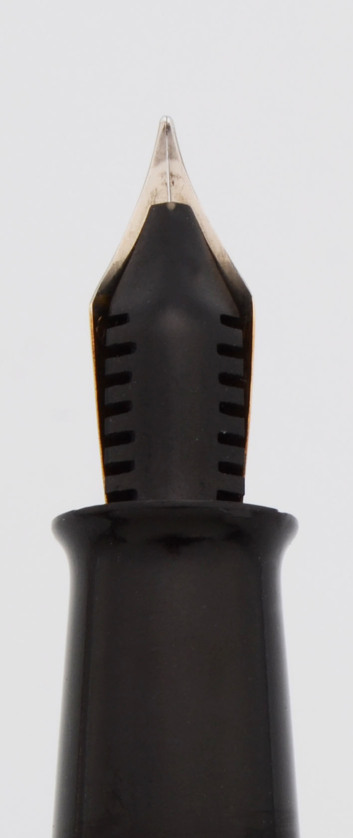 Sheaffer Balance Fountain Pen (1930s) - Ebonized Pearl, Vac