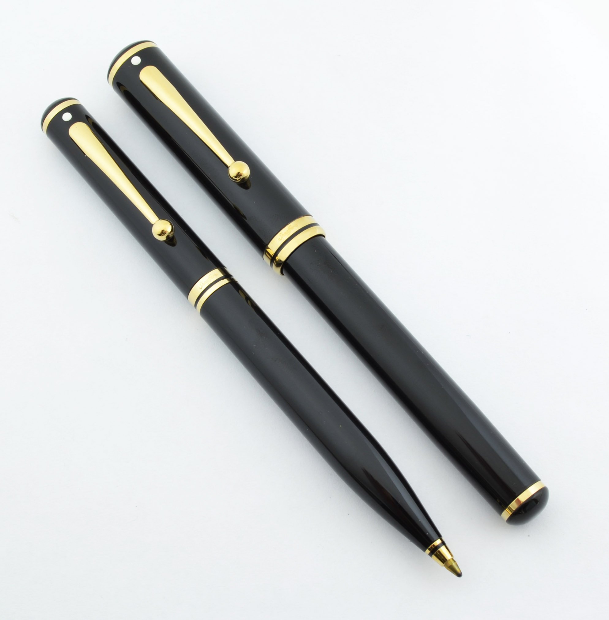 Sheaffer Grand Connaisseur Fountain Pen Set - Black Lacque w Gold
