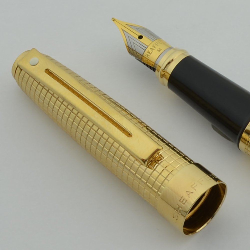 Sheaffer Prelude Black Matte Fountain Pen with 22KT Gold-Plated Trim and  Medium Nib