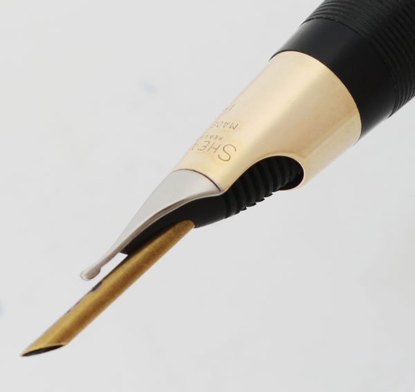 Sheaffer Valiant Snorkel Fountain Pen - Hard to Find Fern Green