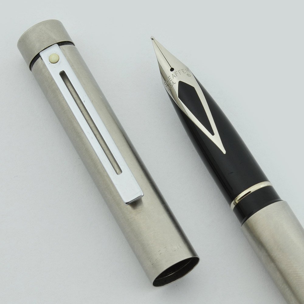 Sheaffer TARGA 1001 Fountain Pen, Early Version (1980-88), Brushed