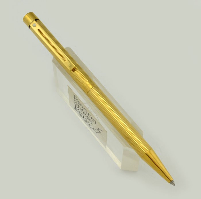 Sheaffer Targa 1005 Ballpoint Pen - 23k Electroplated Gold Fluted (New Old  Stock) - Peyton Street Pens