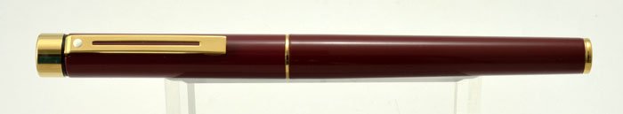 Sheaffer TARGA 1058 Fountain Pen - Burgundy Gloss