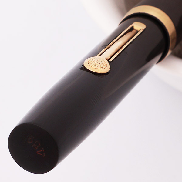 Waterman 52 V Fountain Pen (1920s) - Olive Ripple Rubber w