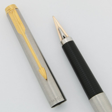 【新品未使用】PARKER 180万年筆 XF/M made in usa Parker 180 Fountain Pen - Flighter Style, Reversible 14k XM Nib