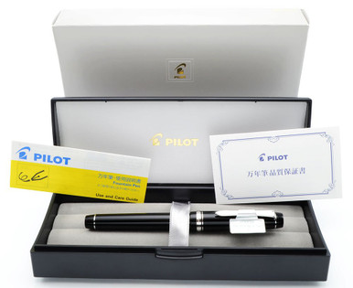 Pilot Namiki Custom Heritage 91 Fountain Pen - Black, Soft Fine