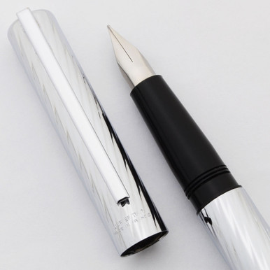 TosdnuosC4 WATERMAN Waterman Torsade Fountain Pen (1970s) - Silver w/Spiral