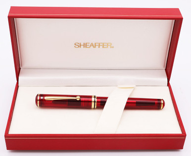SHEAFFER 万年筆 レッド ゴールドトリム 専用ケース付 Sheaffer Connaisseur Fountain Pen (1998) - Red Sea (Clear) w Gold