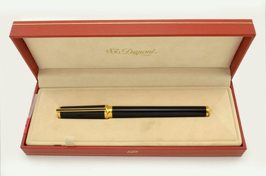 S T Dupont Montparnasse Fountain Pen - Black Laque de Chine, 18k