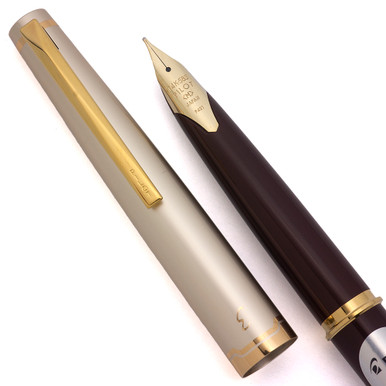 PILOT Elite 万年筆 14K 585 Fニブ pilot_elite_red_1__04003.