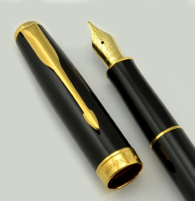 Parker 万年筆 18K SONNET Parker Sonnet Fountain Pen - 2003, Black Lacquer w Gold Trim, 18k