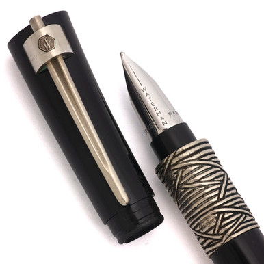 Waterman Serenite Fountain Pen - Black w Sterling Band, Medium 18k