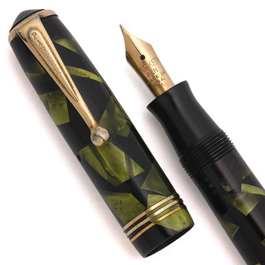 トップス BEEDEN LOGO PIGMENT BASIC PARKER BEEDEN（ビーデン）の「LOGO PIGMENT BASIC PARKER（パーカー