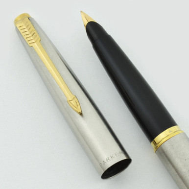Parker 45 Flighter Fountain Pen - Gold Trim, 14k Medium Nib (Very Nice ...