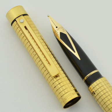 Sheaffer Targa 1007 Fountain Pen - Gold Squares, Broad 14k Nib