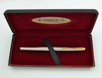 Parker 75 Fountain Pen - Flighter DeLuxe, GP Trim, 14k Medium