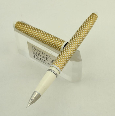 Lady Sheaffer V Skripsert 1960s - White Paisley, Extra Fine Nib