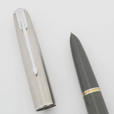 Parker 51 Vacumatic Fountain Pen (1946) - Dove Grey, Lustraloy Cap